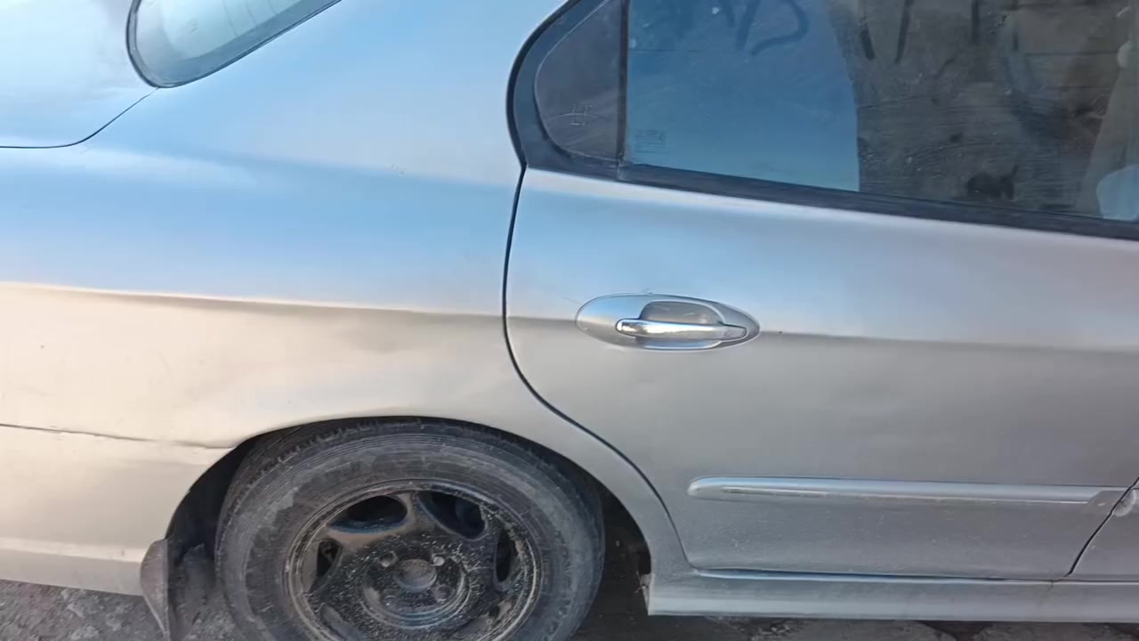 ياالله
سلام عليكم للبيع سوناتا 2000 
كير محرك مكفول مصبوغ عام مكفولة من الحادث سنويه بسمي
بيع ومراوس حسب القناعة السعر 3 الف وبيهه مجال ما متواجد 
عالفيس بوك واتس *********** اتصال ***********
