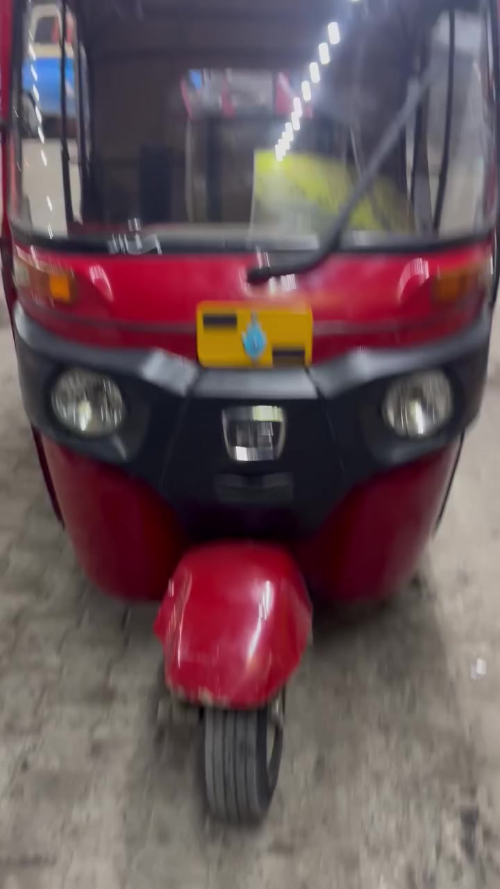 سلام عليكم شباب تكتك موديل 22رقم وسنويه السعر 8400 وبيه مجال قليل مكاني بغداد حي الكوفي كمل المقطع واني خادام رقم الهاتف ***********
