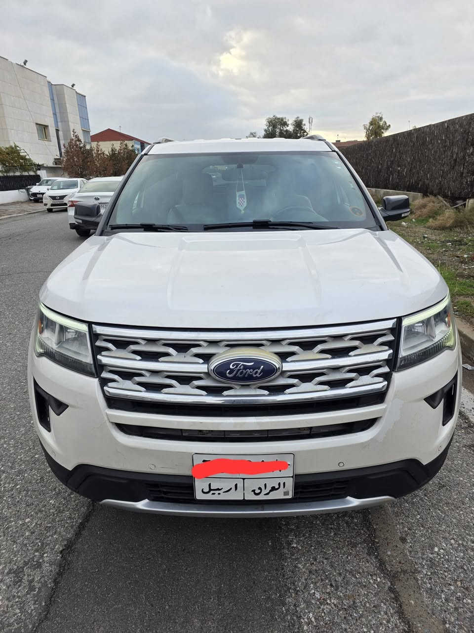 السلام عليكم و رحمة الله وبركاته
فورد اكسبلور ٢٠١٨

XLT

محرك 3500 
مكينة ٦ سلندر 

رقم أربيل 

بصمه 

كشن جلد 

شاشه كبيره

داخل بيجي

تحكم ستيرن جهتين

شفتات سرعه 

٧راكب 

كشنات هيتر

ستيرن هيتر

٣قطع تبريد 

شاشة اعطال

مري كهربائيه

حساسات إماميه وخلفيه

صندوق شفط كهربائي 

ويل كب حجم ١٨ 

ماشية 153 الف 

السعر ١٧٢

مكان السياره أربيل

السيارة بأسمي نفس اليوم تتحول 

صور الحادث مرفقة

استفسار رقم ***********

