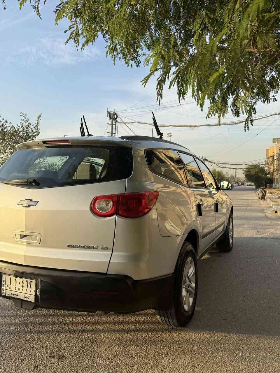 السلامُ عليكم
للبيع شوفر ترفرس 2011 ( خليجي  ) فئة LS
مال جناي  7 راكب السياره كلها بلاد  فقط دعاميه مبدل بدون ضربه السياره جداً نظيفه على وضعها لبلادي  تبريدها ثلج  3 قطع  تحكم سرعه مانع انزلاق  شاشه تحكم لمس كامرة ، السياره مسويلها ادامه  رقمها انبار مشروع وطني تحويل مباشر بأسمي السياره عنوانها بغداد الكرخ 
اي استفسار الخاص موجود 

رقم الهاتف *********** 
السعر 110 وبيها مجال قليل
