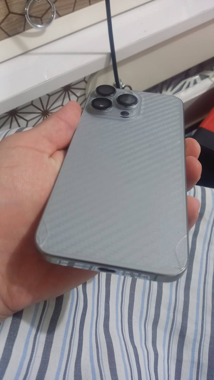 ايفون 15بروماكس شرق أوسط مكفول  بطاريه88عد دورات462بيه كسر نعم بالظهر ماثر عليه كمل مالحقاته
مكاني شطره


**إذا كنت صاحب هذا الإعلان وتريد حذفه لأي سبب، رجاءا أرسل رسالة إلى الدعم الفني**