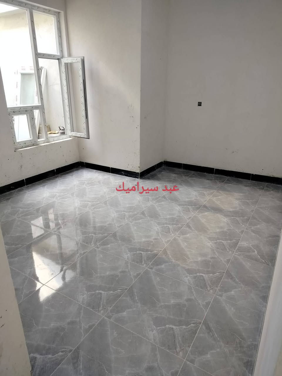 صفاف كاشي وسيراميك بولسلين جدار وارضي //***********///***********
