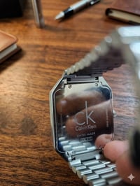 كالفن كلاين • ساعة رجالية • مربع