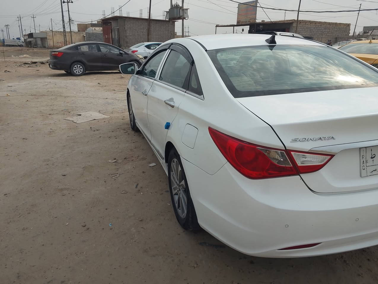 سلام عليكم سوناتا مديل 15 خليجي رقم بغداد مكينه 2400 دوش بيها صبغ صفحة السائق بدون دواخل حدايه جديده مكان السياره الديوانية السعر 110 وبيها مجال رقم الهاتف ***********
