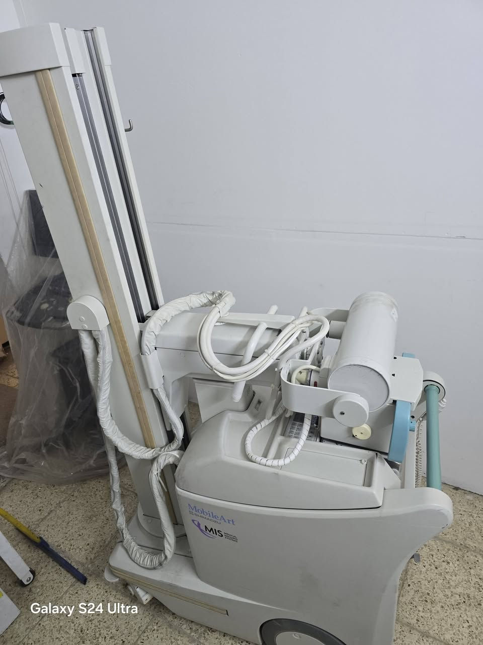 🔥 عرض مميز للأطباء والمراكز الطبية 🔥
متوفر حالياً 3 أجهزة أشعة متنقلة من شركة Shimadzu
بالإضافة إلى جهاز واحد من شركة GE Healthcare
📌 الحالة: ريفربشت (Refurbished)
📅 موديل: 2023
⚡ تجهيز: فوري / جاهز للعمل
💡 المواصفات العامة:
جودة تصوير عالية ودقة ممتازة
سهولة بالحركة والتنقل داخل الأقسام
مناسب للطوارئ، الردهات، والعناية المركزة
أنظمة أمان متطورة
كفاءة عالية واستهلاك منخفض للطاقة
🛠 الخدمات المتوفرة:
فحص وتجربة الجهاز قبل التسليم
تنصيب وتشغيل كامل
تدريب الكادر
دعم فني وصيانة مستمرة
توفير قطع غيار
📞 للحجز والاستفسار:
اتصل الآن واحجز جهازك قبل نفاذ الكمية
***********
