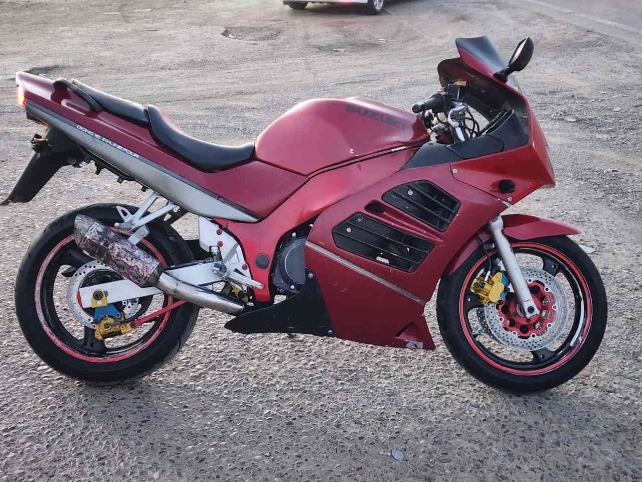 يا الله السلام عليكم للبيع دراجه بطح قرش مكينه 400 في سي قبق احمر مكينه وكير خير من الله دراجه شغاله نگره بس بيها خربطه يرادلها ادامه بلكات على تنضيف كابريترات اوراق كامله كمرك ما مدفوع بيع مستعجل السعر 1 مليون  ***********
