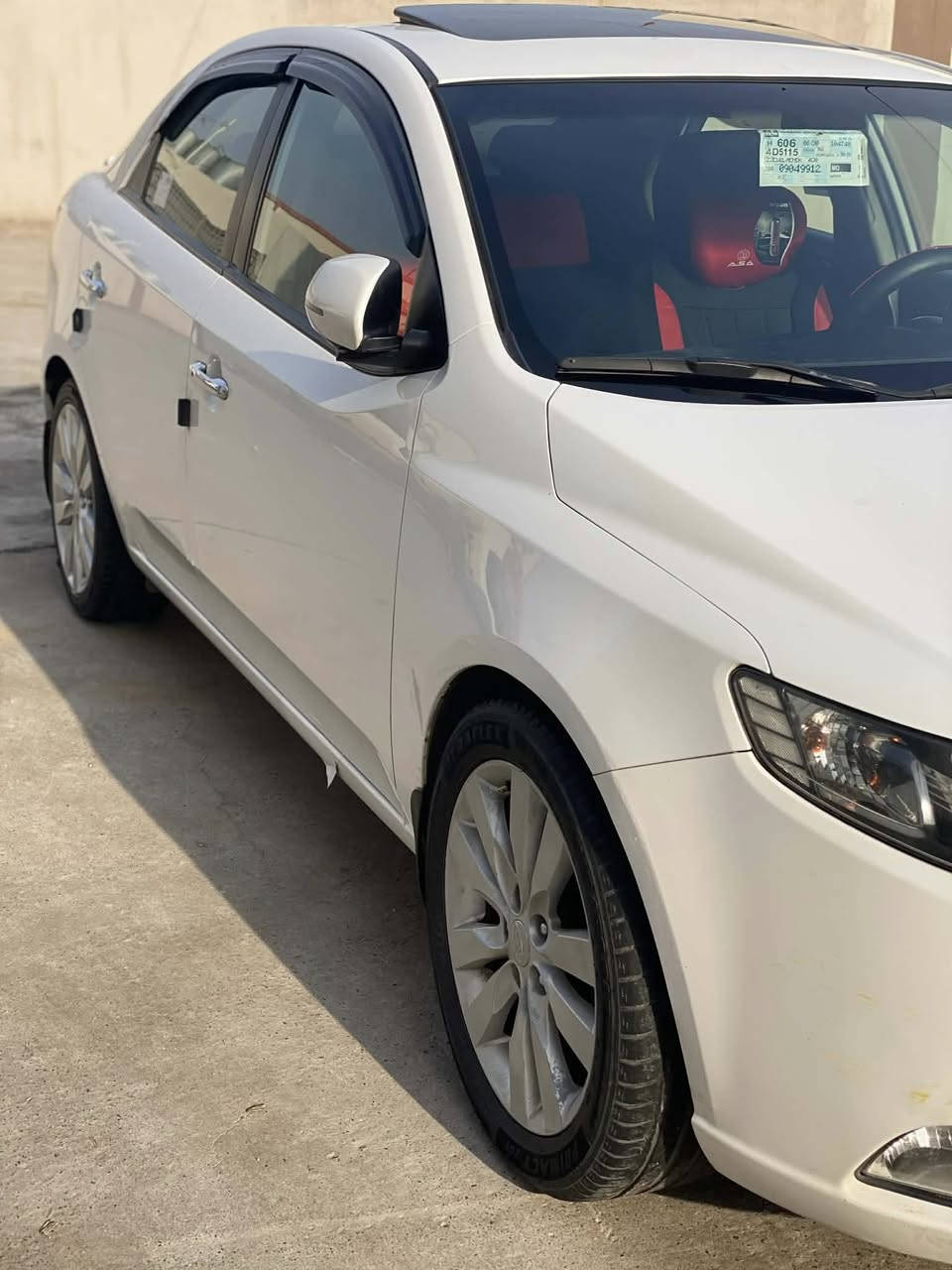 السلام عليكم
سيراتو 2011 فول مواصفات مكفوله رقم وسنويه جديد السياره بأسمي 

السعر 117 وبيها مجال بسيط 
للاستفسار الاتصال على الرقم 
***********
***********
