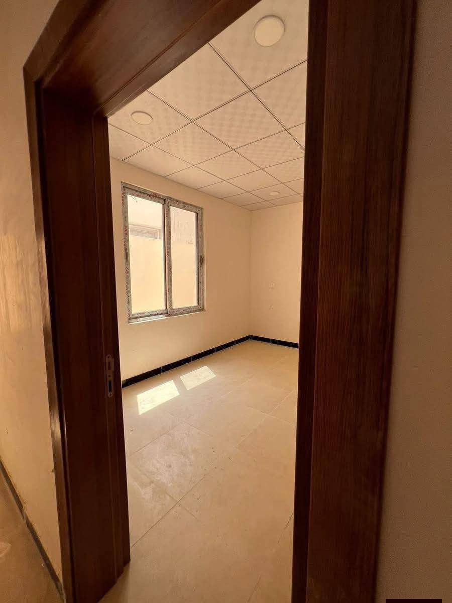 {{{نظام اقساط}}}
دار للبيع 200 متر طابقين موقع مميز 

محتويات البيت/ 3 غرف نوم و هول و استقبال و مطبخ و صحيات و كراج 

الموقع/ مجمع مدينتي السكني 

السعر/ https://t.me/AlFayslrealestate***********/3247?single

__

للاستفسار مراسله الصفحة على 
الرسائل الخاصه 

‌‎او الاتصال بالارقام⬇️📞 
***********
***********

او زيارة ⬇️⬇️⬇️

(( مكتب الفيصل))

📍 كركوك/ نهاية شارع القدس /
(مجمع فلوريا) قرب من مصرف اهلي العراقي 

او 
مشاهده صفحات المكتب على 

(فيسبوك) https://www.facebook.com/profile.php?id=100066592845440&mibextid=LQQJ4d

(تلكرام) https://t.me/AlFayslrealestate***********

(انستكرام) https://instagram.com/al_faisal.iq

___
‌‎🏡 الفيصل للعقار_AL FAYSAL 🏡
‏AL-FAYSAL (Real estate & Contracts)

* نستقبل جميع عروضاتكم السكنية 🏠 والتجارية 🏡 بكافة مناطق كركوك
