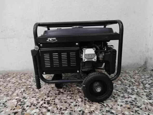 مولده استرا بانزين 3 كيفي 12امبير مولد كلش نضيفه بلاديه ما داخله تصليح تشتغل نكره سلف وحبل فقط باتري هابط صوتهه كلش هادا مكاني بغداد الشعب السعر 160
***********
يوجود خدمت توصيل 🚚 بغداد
