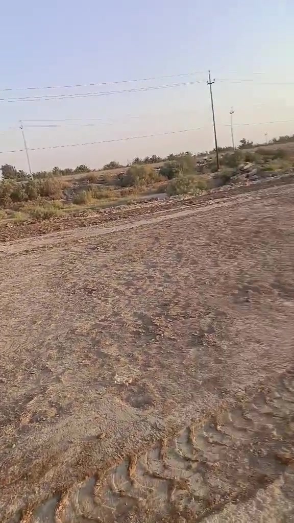 سلام عليكم قطعه ارض مساحه 200متر استلام جديد 
رقم القطعه 1061 موقعه بدايه الوافدين ع شارع العام للستفسار ***********
