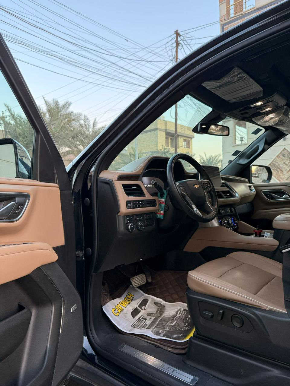 تاهو ٢٠٢٢ وكاله المنصور 🔴 بريمير
رقم مميز 4006 ✅
مفوله موصفات 
معروفه موصفات البريمير 
مري شفط 🔴
شاشه car play🔴
داخل عسلي 🔴 
بانوراما 🔴 
ثلاجه 🔴 
جكات 
دوسات كهرباء 🔴 
مكانها بغداد الامين الثانيه 

السعر 565 بيها مجال 

سعر مع الرقم ✅ 

***********
