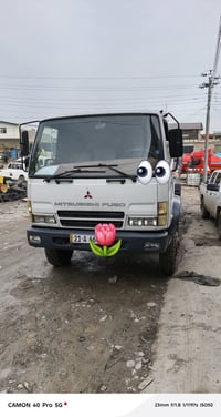 شاحنة • موديل2009 • رقم سلیمانی