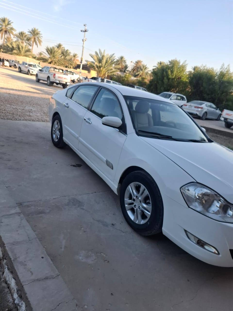 رينو سافران ٢٠١٠
سياره جاهز من كلشي تخم تاير كير مكينه جدد 
بيه ٣ قطع صبغ بدون دواخل
 السعر ٨٥ 
مكان السياره الديوانيه 
للستفسار***********
