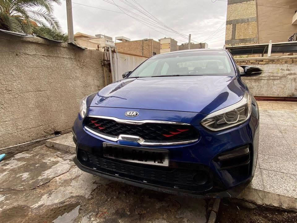 كيا فورتي 2020 Ex فول عدا البصمه
ماشية112 كيلو مو ميل 

مواصفاتها
سلايد
تدفئة كشنات
تدفئة ستيرن
قطعتين تبريد 
تحديد مسار
نقطة عمياء
رادار امامي وخلفي
قيادة ذاتية 
شاحن لاسلكي 
كاميرا دوارة
عدسات لايت
الجام عليه عازل حراره 
وباقي المواصفات المعروفة
حادثها باب خلف السايق مال امريكا وباب السايق اهنا انرشت 
السعر 147
***********
