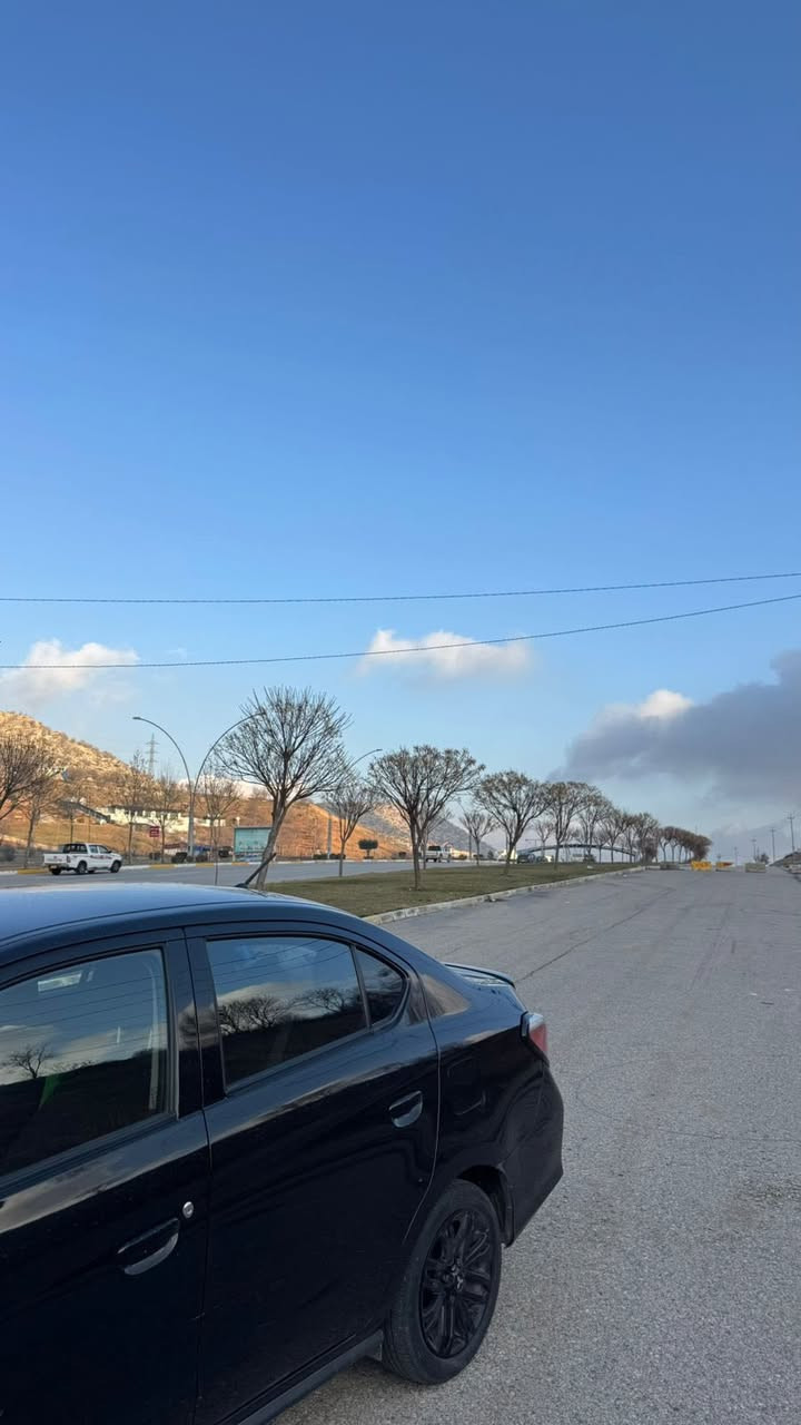 عربي <<>> كردي
- موسيبوشي - ميراج
- الموديل السيارة : 2023
- الماشية السيارة : 48.000 
- رقم سنوي جديد تحويل وكالة بشرط

- السيارة گير محرك بشرط
- بدون اي نواقص و بدون مصرف

- السيارة بدون صبخ بدون ضرر بدون حادث
- بدون دواخل و بدون ايرباك سيارة بشرط

- مكان : دهوك
- الهاتف : 0750.894.30.49

………..
كردي >>>> 

موسيبوشي ميراج موديل 2023 
رقم دهوك رقم سنوي جديدن
سيارة بئ صبخ و بئ دعم بئ ضرر
گير مكينه بشه رتن بئ صرف بي نفخ بي ده نگ
سياره بشه رته خر تشت ناقصي تئدا نينه
سياره يا ماله نه يا معرزا يه بئ مصرفه

جهئ سياري / دهوك
تله فون : 0750.894.30.49
