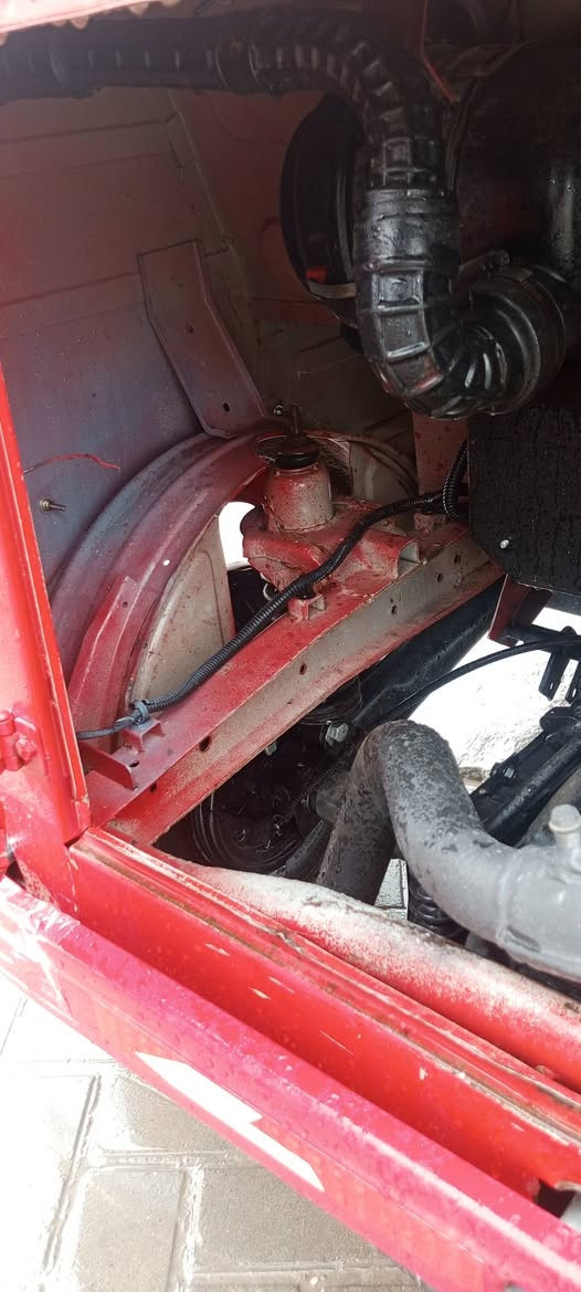 سلام عليكم شباب طيبين تكتك 18 بيه دوس ولغد معمر سعر 5500 وبيه مجال ***********
