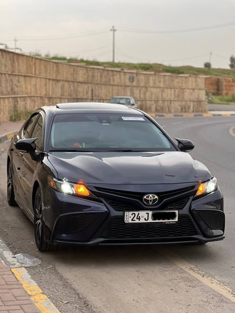 تويوتا كامري 2021 فول مواصفات se بلص
محرك 2500 دوش المرغوب كير محرك شرط ماشيه 83 ألف السياره نضيفه حيل ومال بيت رقم دهوك سنويه خضره 

المواصفات:
سلايت
بصمة اشغيل
بصمة ابواب
رادار امامي
رادار جانبي
رادار خلفي
نقطه عمياء
تحديد مسار
كروز سرعه
اشارات بالمري
كشنات جلد 
كشن كهرب
شاشه كبيره 
كامره دوار
كار بلاي
ويل كب سبورت
تحكمات ستيرن جهتين
4 دسك 
جامات كهرب
بجم كبس

الضرر تبديل بابين +ضرر خلفي
السعر:177
للأستفسار:***********
الموقع:موصل الايسر
