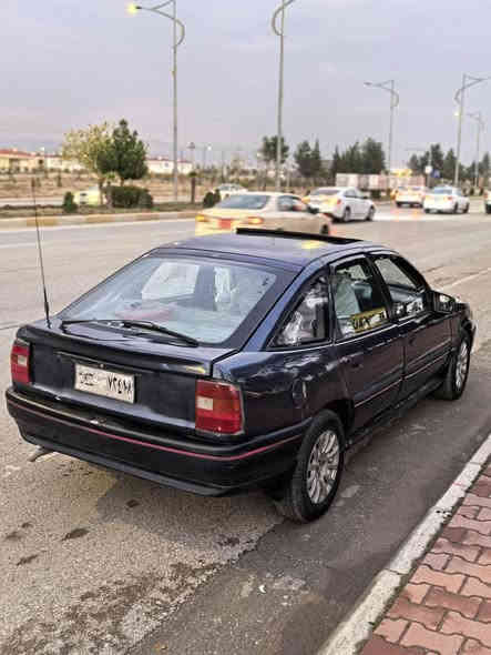 بسم الله 
ئۆپڵ ڤیکترا 
مۆدێل ۱۹۹۰ 
***********
***********

مەکینە 20 بیست
گێڕ عادی 
ئاڕمی پلاستیکی سلێمانی 
بەشەرتی ئەوەلیات 
گێڕ و مەکینە بە شەرت  بوخاری نیە سەوتی نیە دوکەڵ ناکات  گێڕ فڕەنایات بەشەرتی فیتەر و ترای 
خایس و ڕزیوی نیە چەکوش بە گیانیەوە نیە 
 لایت  بەرز نزم ئیشارەت هەموی ئیش ئەکات  گێچی حەماوە بەنزین کیلۆمەتر فڕەی کرنگ هەموی ئیشەکات فڵچە و گەرمی و ئاوی فڵچەی ئیشەکات کارەبای وەک شەریکەیە گێڕ و مەکینەی لۆکە،
ئاڕمەکەشی بە شەرتی ئەوەلیات پلاستیکی سلێمانیە 
هەواری شار سلیمانی  ،23 گەڵاو مەجال السليمانية, العراق
