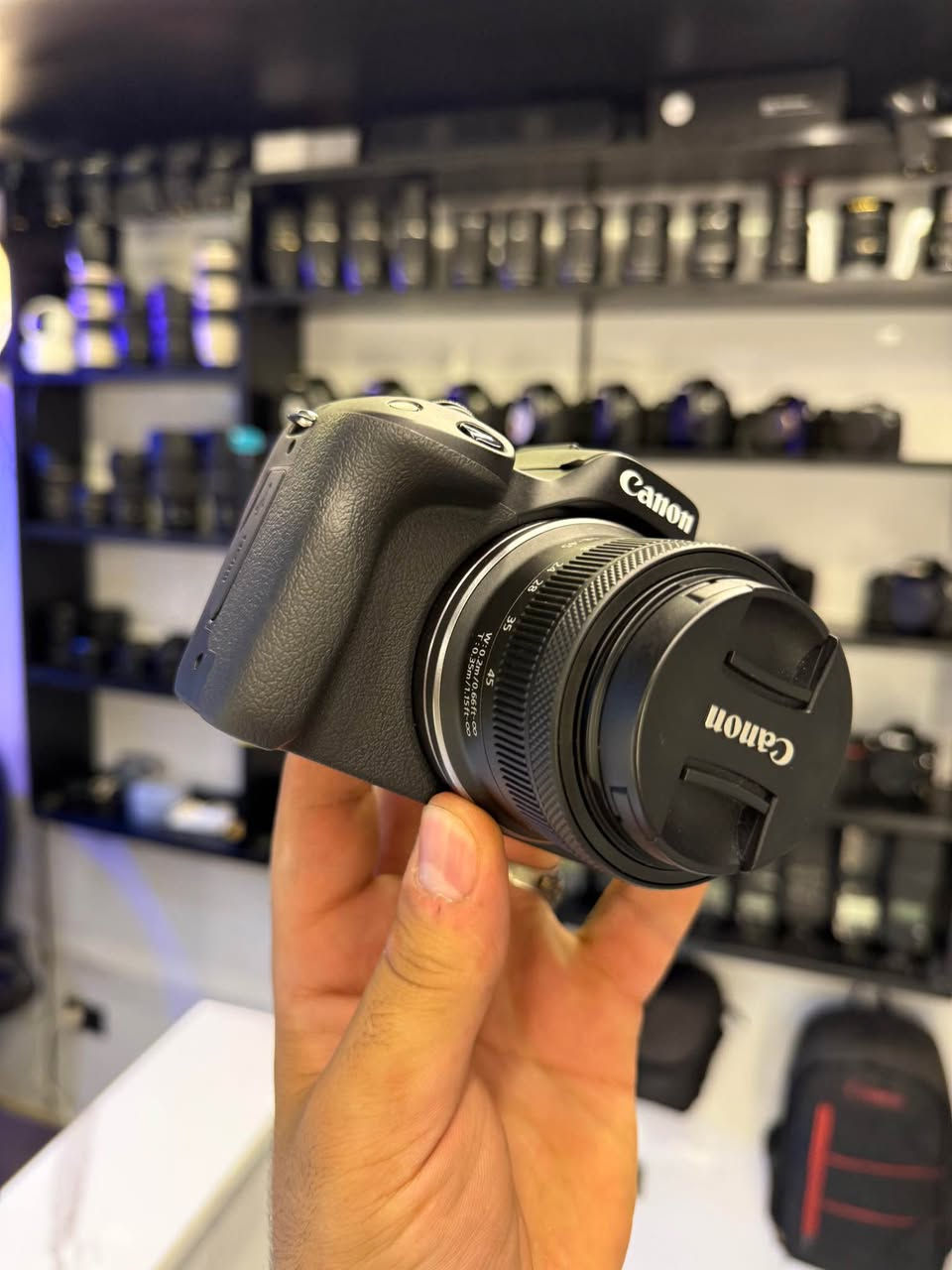 Canon R50
كسر كسر زيرى يعتبر جديد شتر اقل من ٥٠٠ صوره
للاستعلام 01030753050 القاهرة, مصر


**إذا كنت صاحب هذا الإعلان وتريد حذفه لأي سبب، رجاءا أرسل رسالة إلى الدعم الفني**