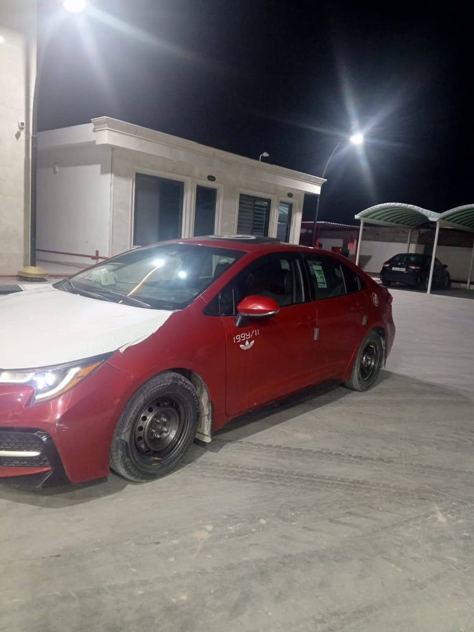 السلام عليكم للبيع كورله أمريكي مديل2020حادث تبديل بنيد
بدون ارباك بدون دواخل
مواصفات s رياضي 

رقم  اربيل جديد$135$
تحويل مباشر 
كير ومكينه مكفولات
مكانه تكريت 
السياره فول***********
