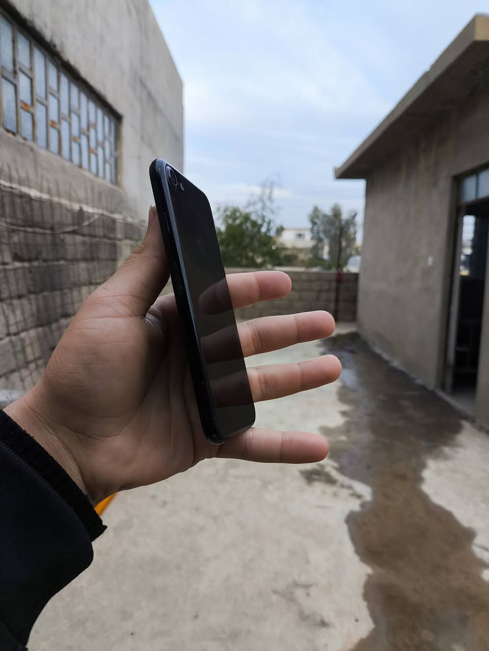 📱 iPhone 7 – عادي
💾 32GB
🔋 بطارية 100% (مستبدل أصلي)
✨ الجهاز نظيف وشغال 100% بدون أي أعطال
📶 تك سيم شغال طبيعي
📸 كاميرات شغالات – تصوير زين ومقبول
🔐 بصمة شغالة طبيعي
🔊 صوت واضح ونقي
📳 هزازات شغالات
💰 السعر: 40 ألف فقط (سعر مناسب مقابل الحالة)
📍 الموقع: موصل – ايسر
📞 اتصال مباشر: ***********
📩 أو خاص
