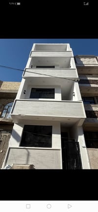 🏢بناية للبيع 2026 الاعظمية شارع الضباط     📍المساحة : ( 61 ) - الواجهة...