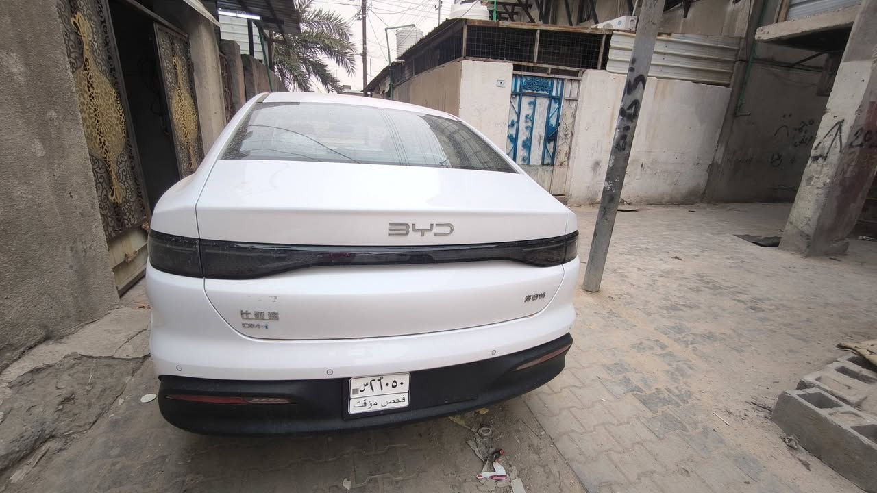 السلام عليكم بي واي دي للبيع سيل فايف سياره زيرو موديل.  2025 فحص موقت بغداد كفاله السعر 115 ورقه ***********
