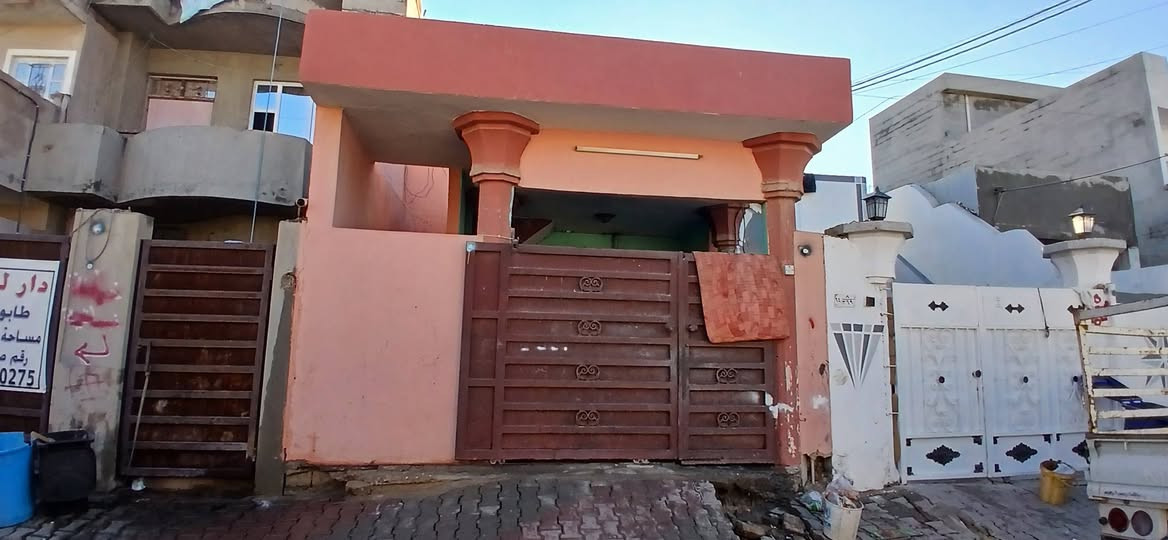 دار للبيع طابو صرف 

مساحة 100 متر قاط واحد 

السعر جدًا مناسب 60 مليون

الموقع كركوك شركة طارق 
للاستفسار أكثر الاتصال 

***********
