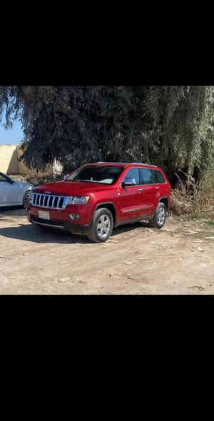 سلام عليكم سياره نوع جيب جراند شيروكي للبيع
موديل 2011
فول مو اصفات واحد على واحد
شاشه
بني رامه
بصمه
كشنات تدفأه
محرك ممفتوح هيمي 8سلندر 5.7
ضرره بيه 2قطع اباب الصدر والجاملغ 
السياره معروضه 133او بيه مجال
الستفسار ***********
               ***********
