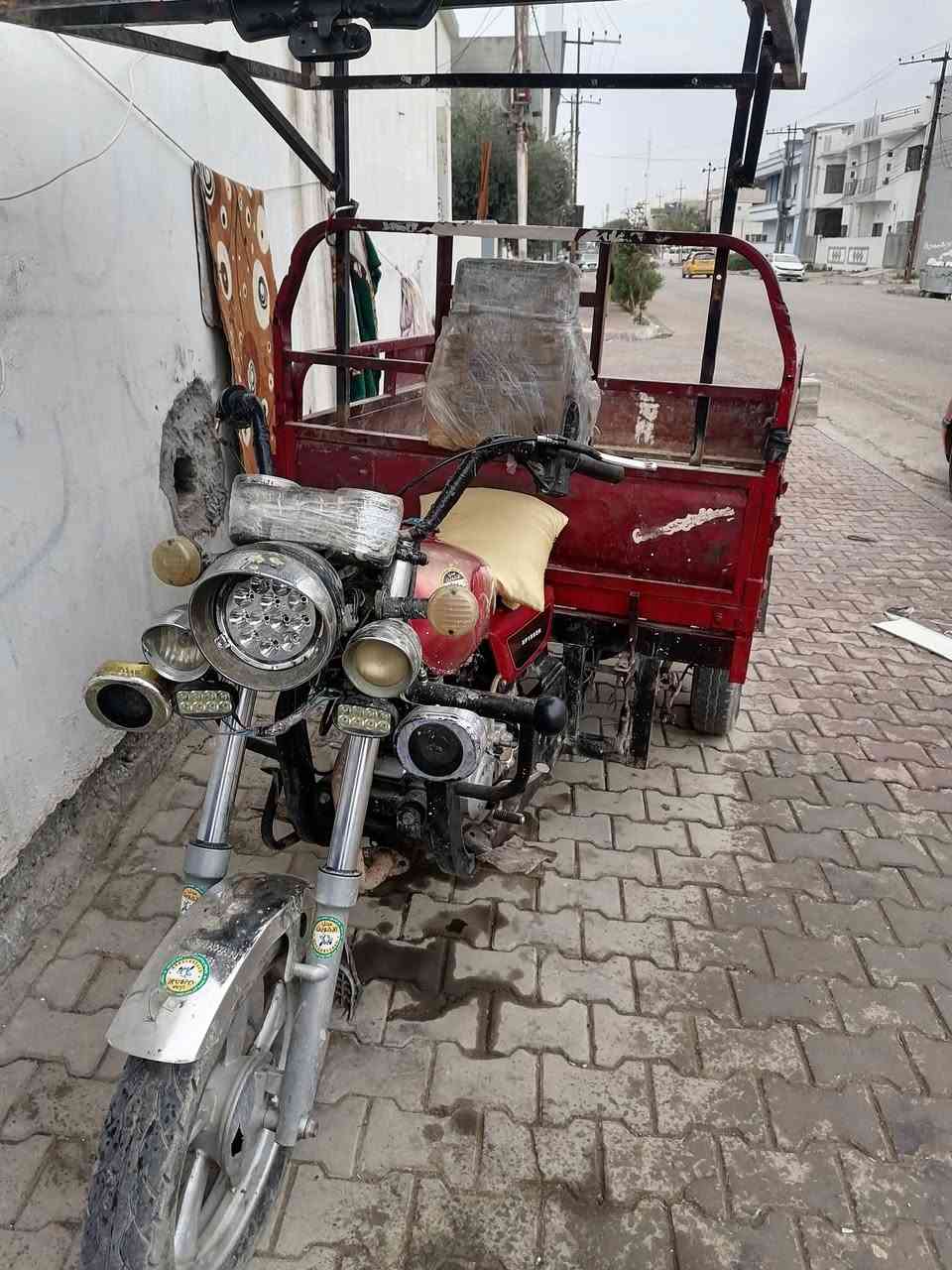 ستوته موديل 14 كلها بالشرط محرك َموديل 22  ركبه شاصي شرط كهربائيات فول السعر 700 بيه مجال بصيط
***********
