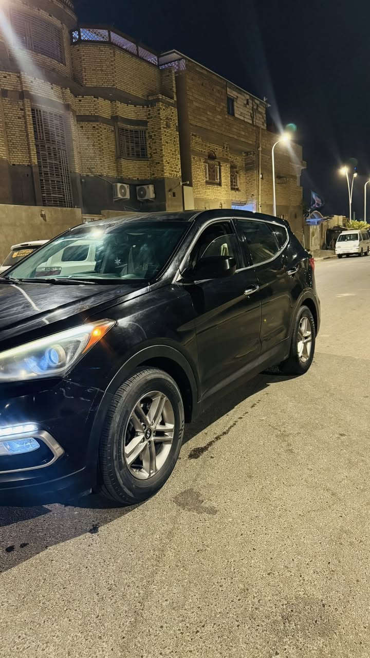 سنتافي 2018 وارد خليجي 4 سلندر بصره باسمي السياره حادثها بس بنيد و بيها طخات مكاني الزبير 135 و بيها مجال 
***********
