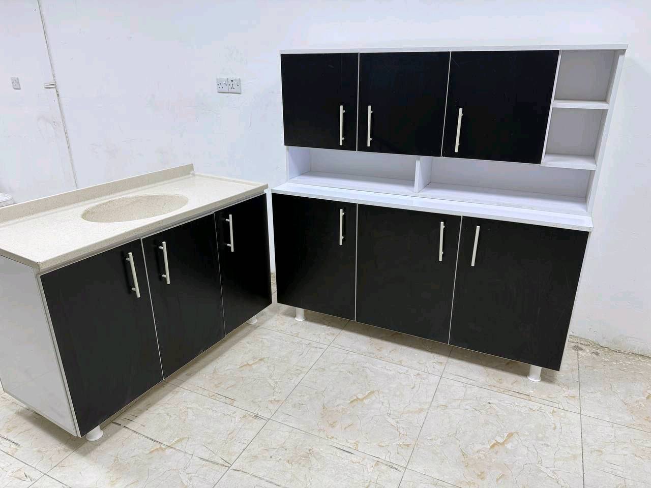 كاونتر خشبmdf قياس متر ونص وسنك متر و20 مرمر سعر 260 الف 