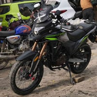 دافنجر 25 محرك 300  ماشية9000 تايرات سياحي مشلن مكفولة كفالة عامة  للا...