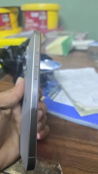 ايفون 15 پرو ماكس جيهاز مو ئورپي  نضيف كولش 256 گيگا  بطاريه 89 كوله ش...