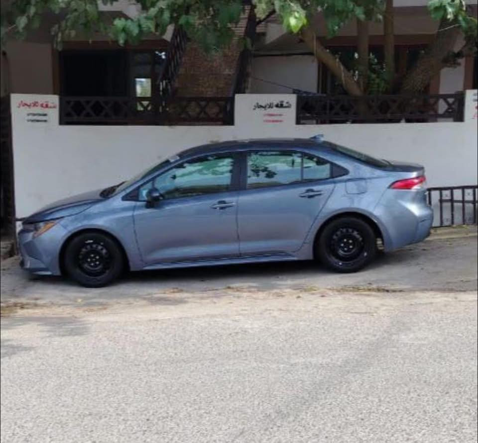 تويوتا كورلا 2024 رقم بغداد بأسمي سياره مكفوله من الحادث والضربه والصبغ فقط تقرير مياه امطار شغاله من امريكا اجيت بيها قياده من البصره 
ماشيه 12 الف فقط  
مواصفات 
رادارات 
زنون 
شاشه جبيره 
هندبريك بصمه 
داخل لونين 
مكينه 2000 
مكان السياره بغداد 
السعر 168 وبيها مجال
لمعرفة التفاصيل اكثر تواصل عالخاص


**إذا كنت صاحب هذا الإعلان وتريد حذفه لأي سبب، رجاءا أرسل رسالة إلى الدعم الفني**