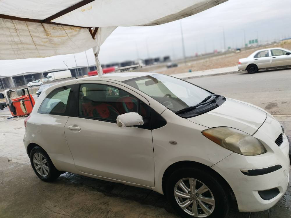 یارس ٢٠١٠ 
تۆماتیک 
تەبرید بەشەرت 
ABS 
مەکینە گەورە 
٥ بالیف 
یەک پارچە سبوغ بێ ناو گرتن لەگەڵ یەک دوو جێ ساردە کوت .
گێڕ و مەکینە بەشەرت 
توند و تۆڵ و بێ مەسروف. 
سعری ٨٠$ مەجالەکی کەم

واتساپ : *********** 
*********** أربيل, العراق
