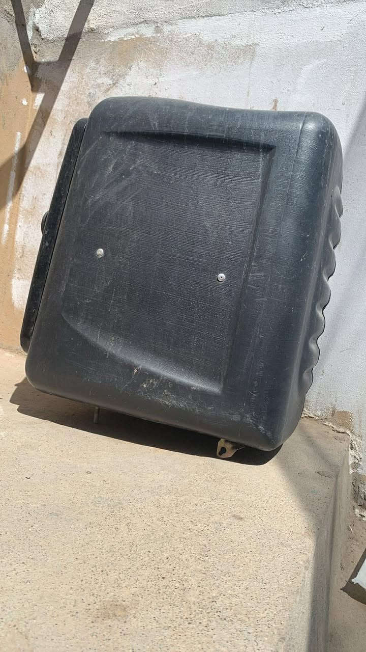 صندوگ دلفري نضيف سعره ٣٠  كل عيب مابي


**إذا كنت صاحب هذا الإعلان وتريد حذفه لأي سبب، رجاءا أرسل رسالة إلى الدعم الفني**