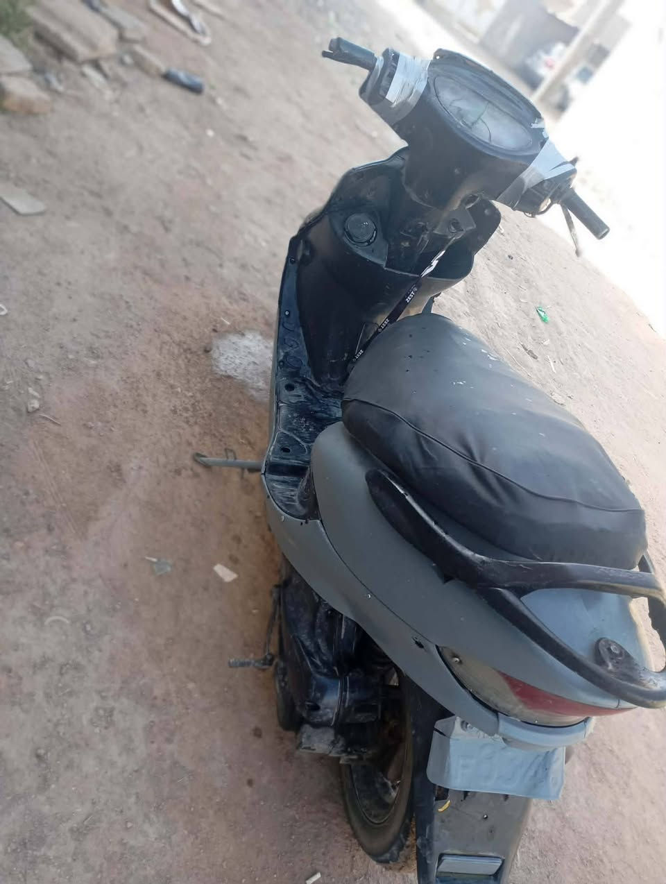 السلام عليكم
دراجه كامكو 
نضيفه مابيهه اي نقص 
السعر خاص


**إذا كنت صاحب هذا الإعلان وتريد حذفه لأي سبب، رجاءا أرسل رسالة إلى الدعم الفني**