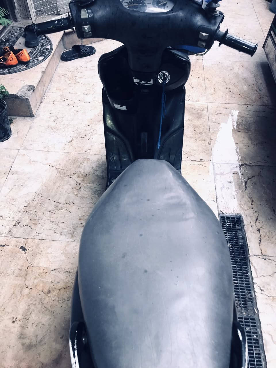 ماكس قچمة دراجة كاملة ما بيها اي نقص شغل وطلع كهربائيات كله شغال السعر 425 وبيها مجال مكاني بغداد مدينه الصدر قطاع 42 رقمي ***********
