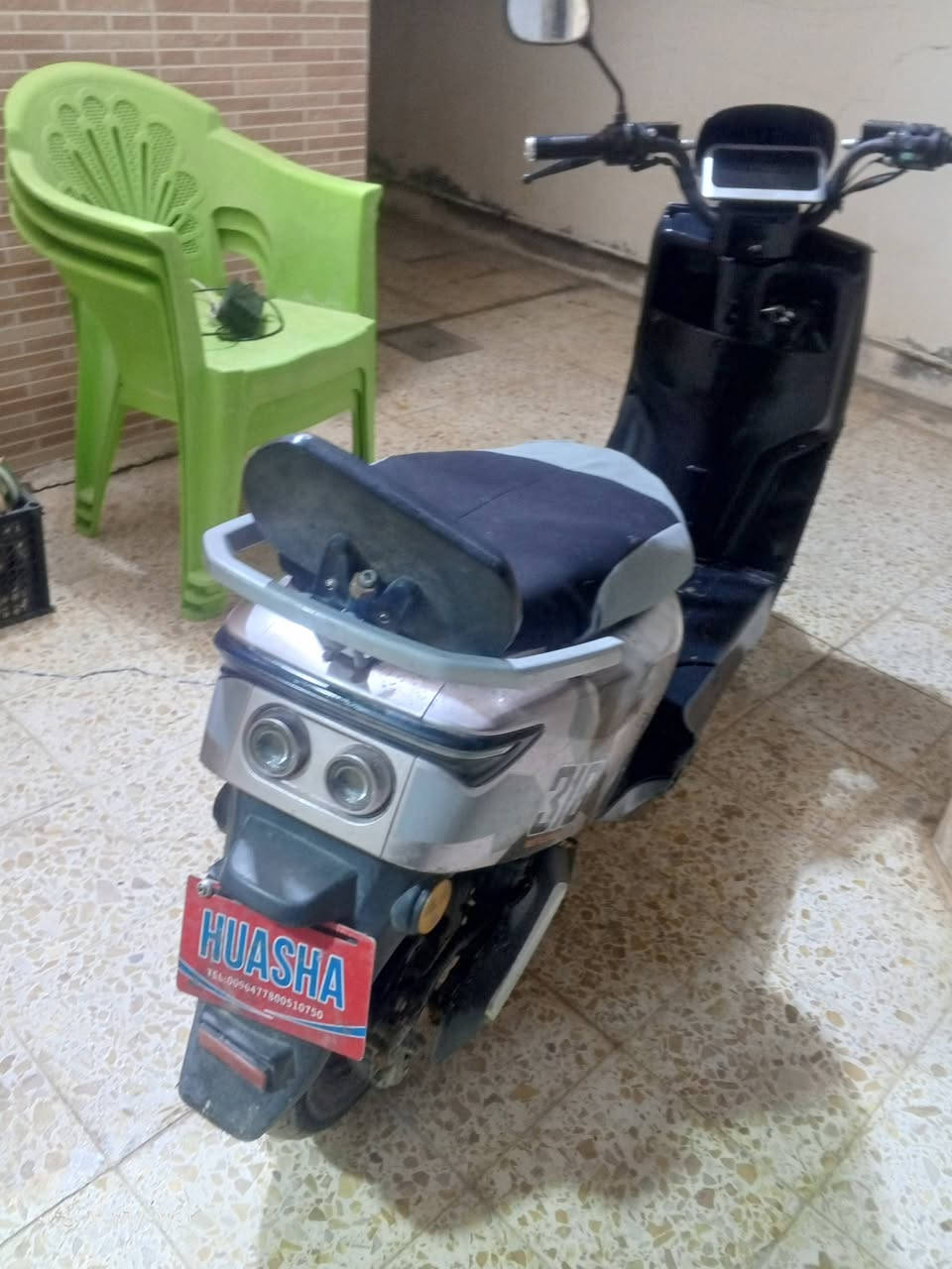 ماطور 318 حيدر النيار 2024  /5بطاريات عل فحص بس بيها ضلعه شويه بس تقره 9ونص كهربائيات شغاله ملف كفاله عقل كفاله بي  كفاله من السرقه ضوء اشاير مثبت سرعه كله شغال السعر 350 وبي مجال لطيبين باداره ابو ابراهيم النعيمي /*********** بأي وقت متواجدين العنوان الجبل الصعده مال بيت مسر
