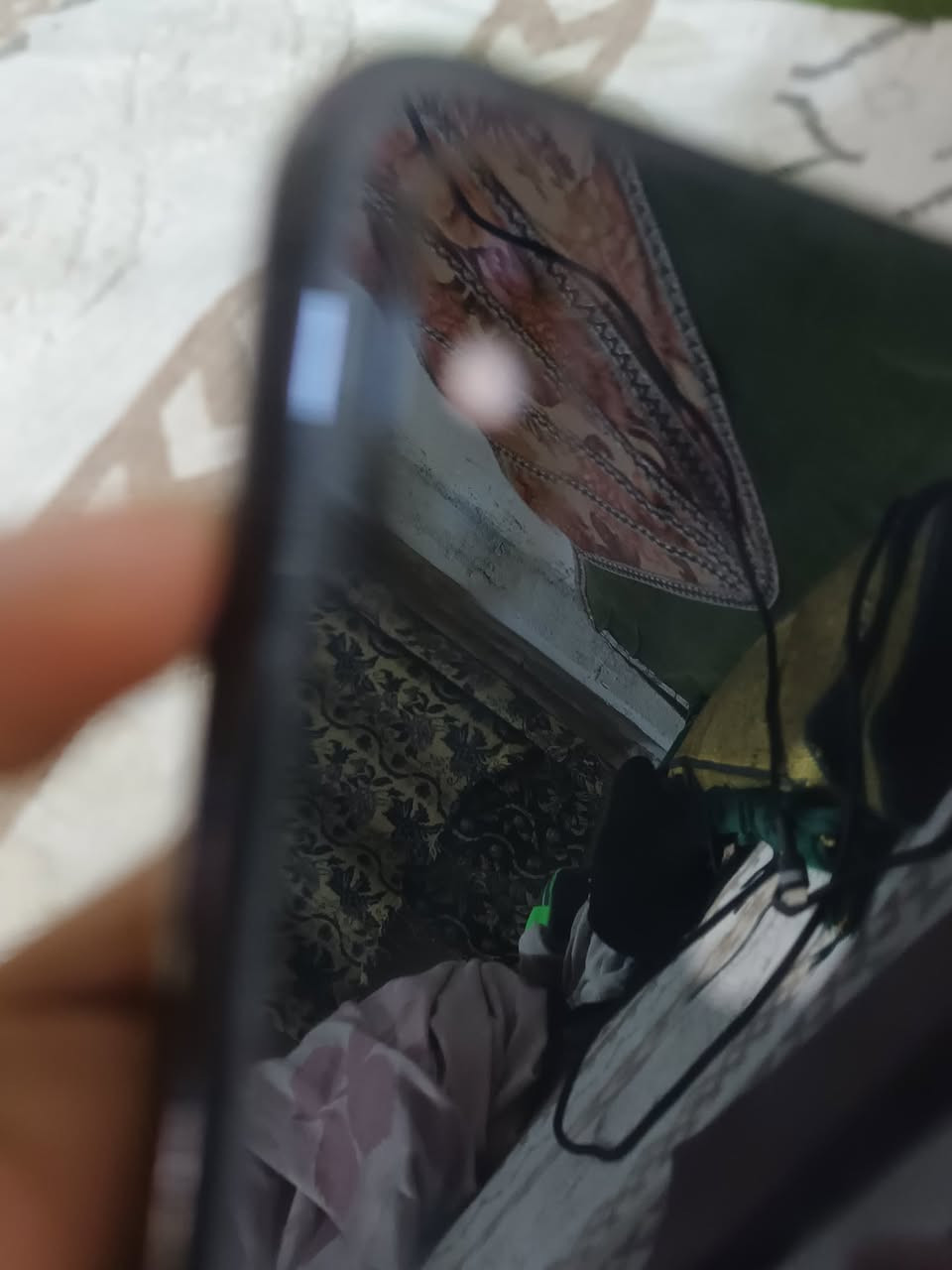 ‏سلام عليكم إكس ماكس للبيع الذاكرة256 مبدل بطارية وكاميرا خلفية الظهر مثل موضح الصورة هاي ￼بصف الكاميرا نموذج m￼ استفسار أكثر ￼ واتساب***********
