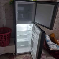 ثلاجه جديده لبيع اتصل07815290444 وراسني خاص