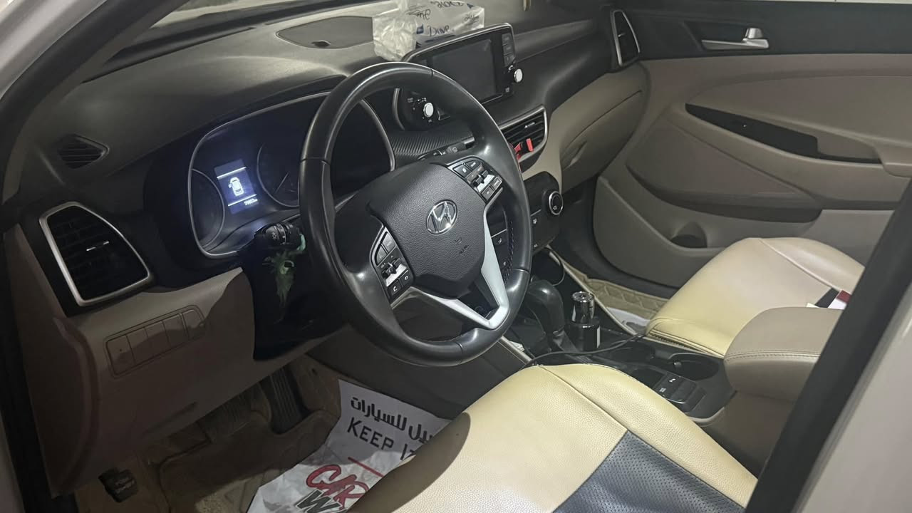 توسان خليجي شركة القلم 
2020 محرك 2000cc
ماشيه 80 
موصفات الفول 
كفالة عامه
رقم بغداد باسمي


**إذا كنت صاحب هذا الإعلان وتريد حذفه لأي سبب، رجاءا أرسل رسالة إلى الدعم الفني**