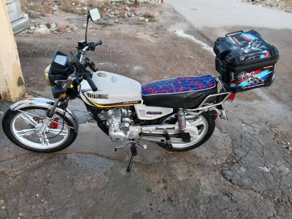 دراجة سيفان ٢٣ شوفت عينك النضافة
مال جناي ممشتغلة دلفري 
كهربائيات كلة شغال مكينة كفالة 
السعر ٥٥٠ 
مكانهه بوب الشام 
مكلف بالنشر رقم راعيهه 

‭٠٧٧٠ ٥٢٦ ٠٢٧٣‬
