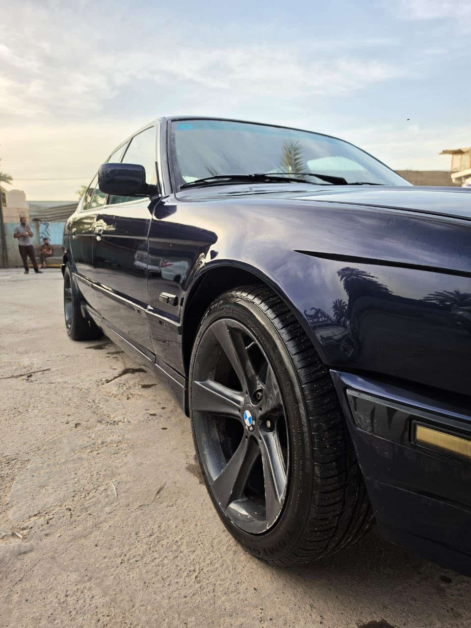 525 i
موديل1992
مسكر عدله
كير عادي نمرة طويلة
عليها دوسات m
ويل رياضي
عليها اكف كزوز بس مشاد الريمون مالته
اكسل مفتوح
السياره مابيها حادث صبغها كاعد كشر كاعد كنر مسطرة تبريد ويا السويج
مكينه وكير نظيفات
السياره متعوب عليها وخير من اللّٰه وبل واقع احلى من الصور داخلها نضيف وكاعد مابيها اي نقوصات بس لايت امامي ضعيف الظفيره مملعوب بيها
جاهزه للاخير مناقصه اي شي 
قسسسسسسسسسط فقط 
***********
***********
للتواصل متواجد واتساب
