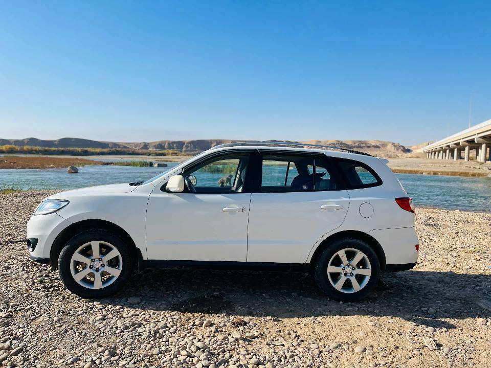 السلام عليكم ورحمة الله وبركاته للبيع سنتافي 12فول واحد على واحد محرك كصه كير شرط توياير صدر 80/100 كهربائيات تبريد فتحه سقف تحكمات كل شرط سيارة مامتعوبه شرط احله من الصوره حادث بين البوب جلخ بلرصيف  والسونار موجود بلصوره الجاملق الخلفي بي معجود اوصبق السنويه صاقطه صار سنه شرط التحويل السعر المطلوب138بيها مجال الف الهلا بلگرايب*********** كركوك, العراق
