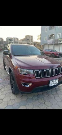 جيب مديل 2017 وارد امريكي بدون حادث  مواصفات لاريدو  شاشه  كامره تحمكا...