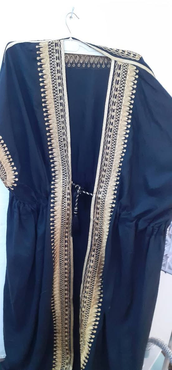 لي يريد من هاي القطع يلكاها يم خياطة البتول حي المعلمين شارع المخظر


**إذا كنت صاحب هذا الإعلان وتريد حذفه لأي سبب، رجاءا أرسل رسالة إلى الدعم الفني**