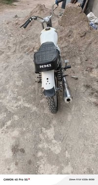 دراجه البيع حربيه موديل 19نضيفه فول السعر 250وبيه مجال 07728781086