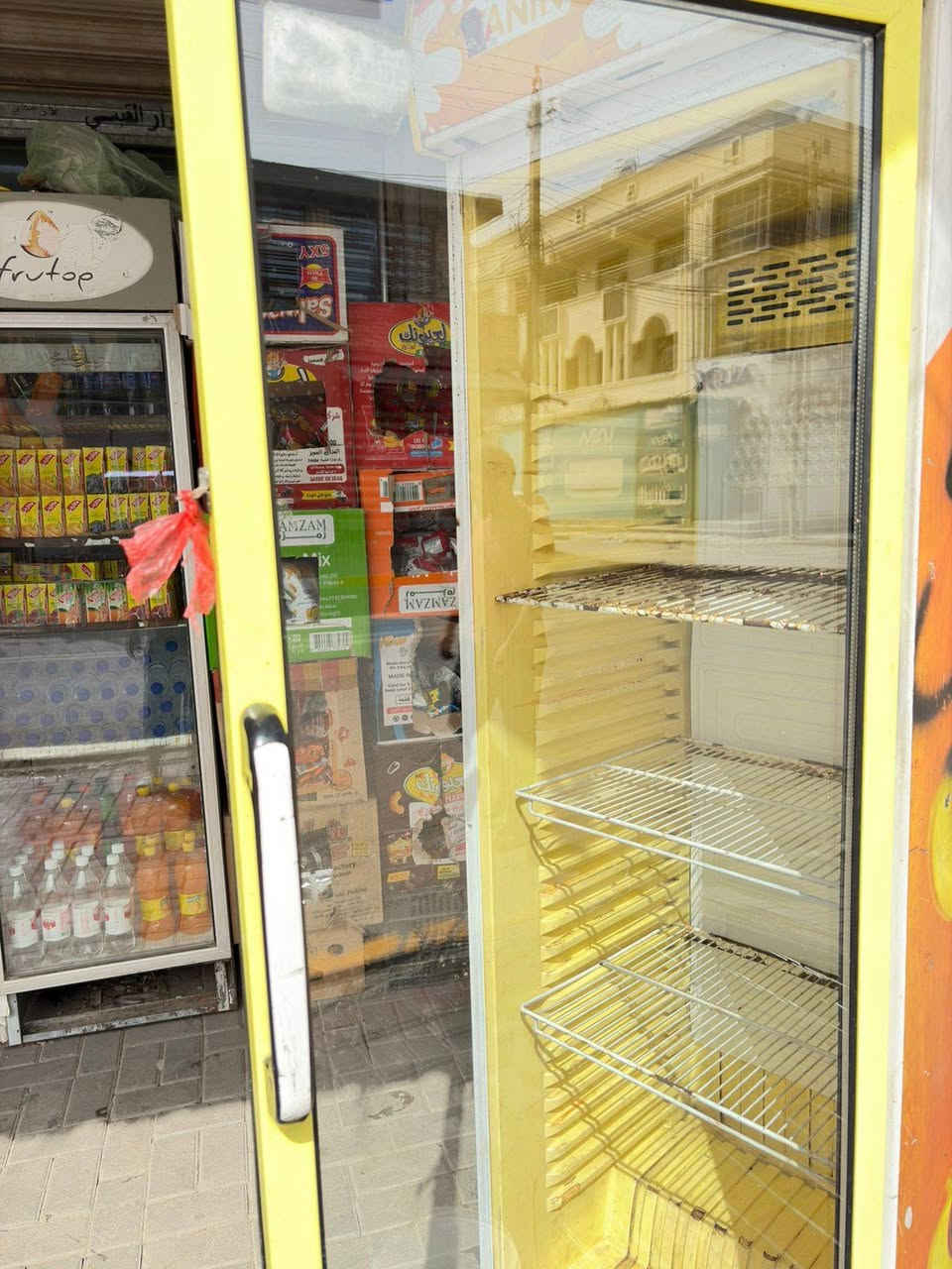 برادين ٢  عامودي نضيف شغال تبريد فول مابيه شي سعر الواحد ١٢٥ الف وبيه مجال


**إذا كنت صاحب هذا الإعلان وتريد حذفه لأي سبب، رجاءا أرسل رسالة إلى الدعم الفني**